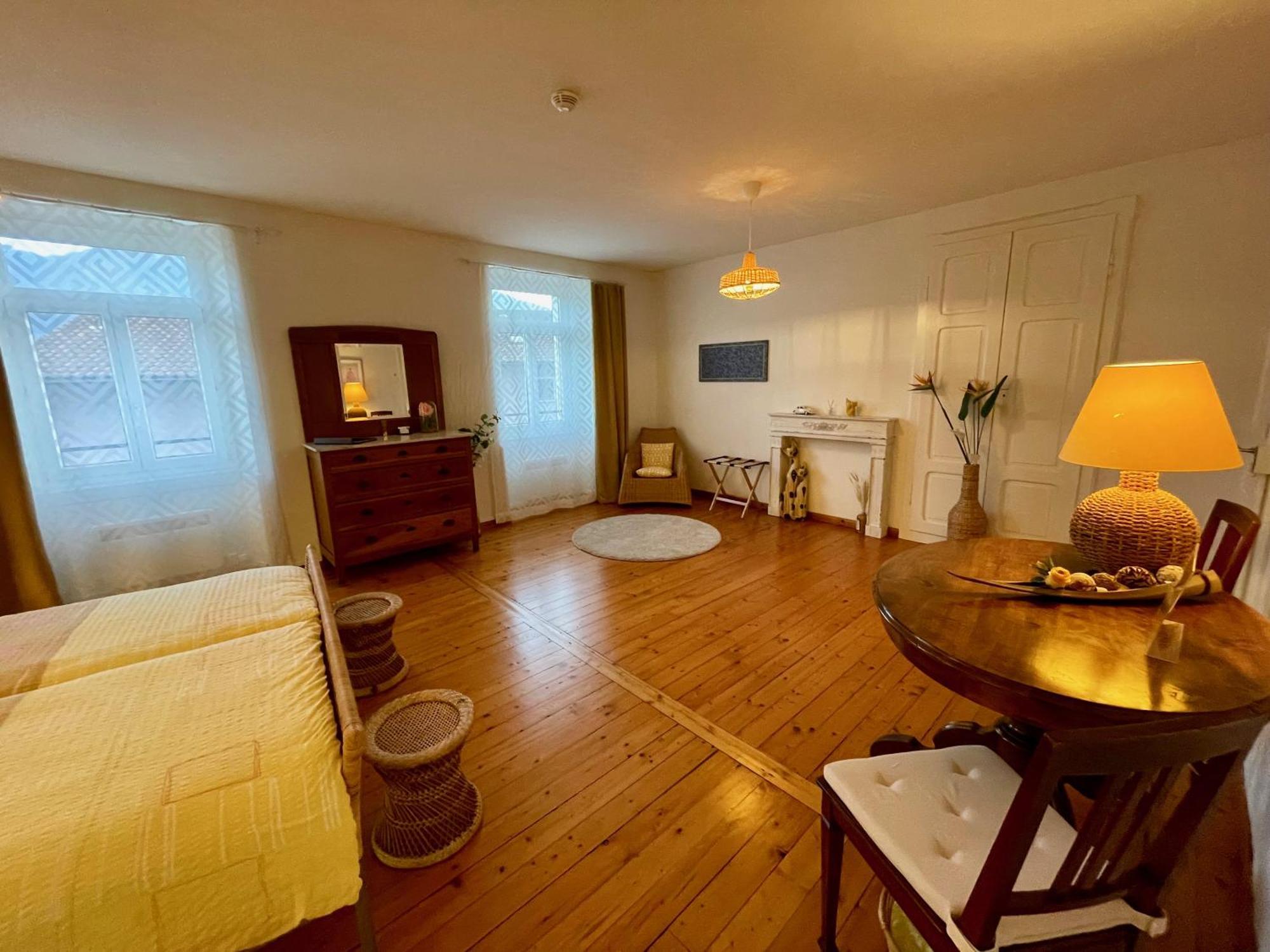 1912 - Wooden Room - Old Town ロカルノ エクステリア 写真